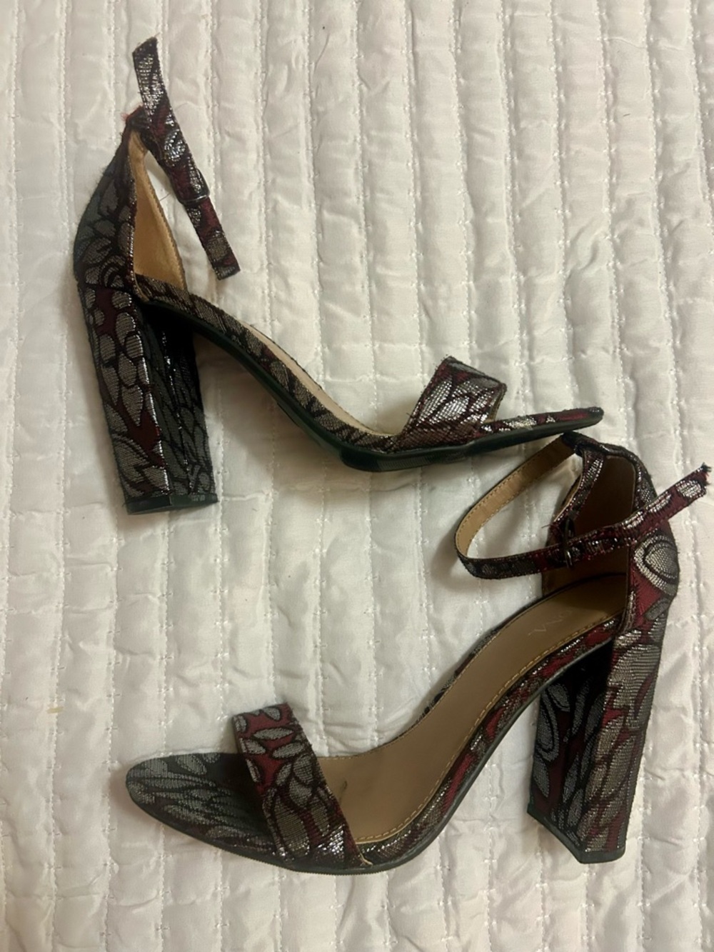 Women's Burgundy Patterned Block Heel Sandals